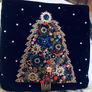 Mary Frances collector purse ‘Light the Way”